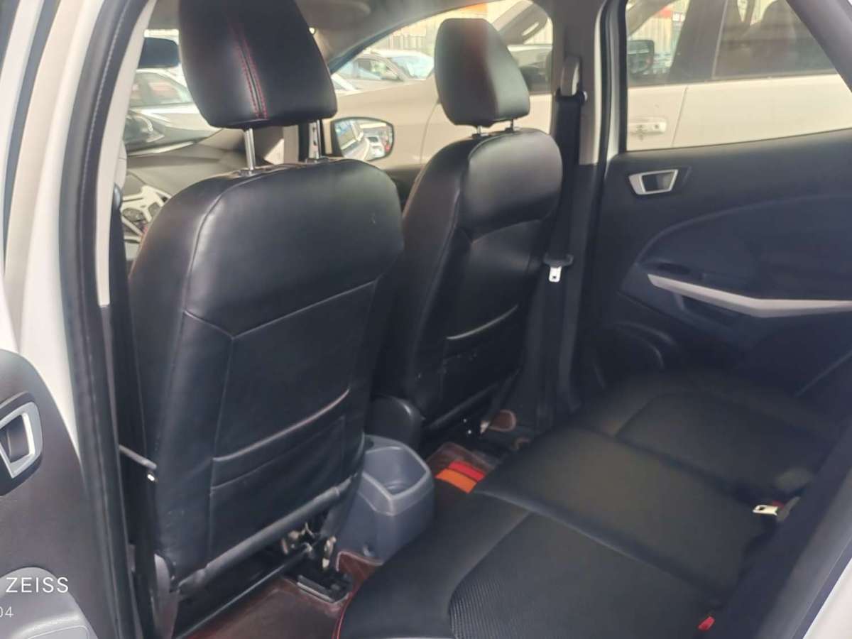 Ford EcoSport 2015 #5 Ford EcoSport 2015 car image #5