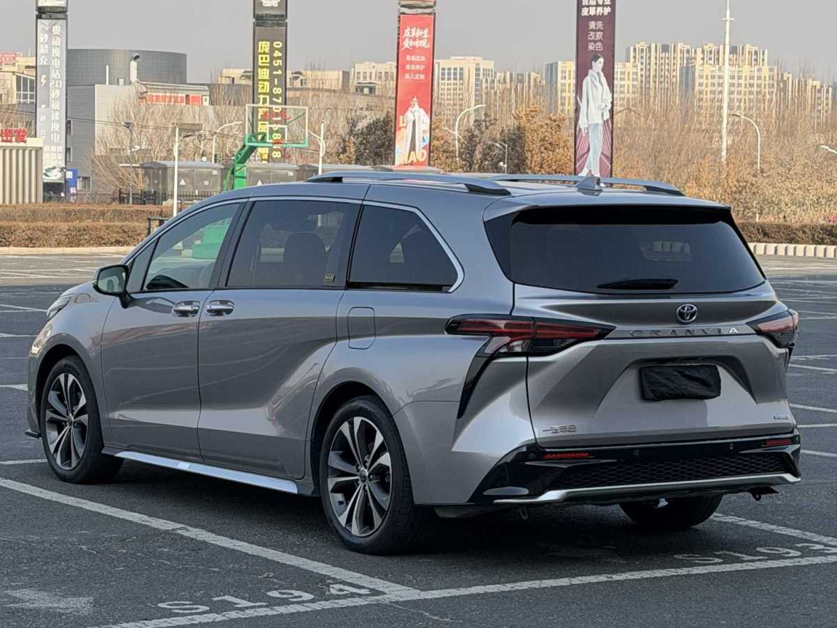 Toyota Granvia 2023 imagem de carro #5
