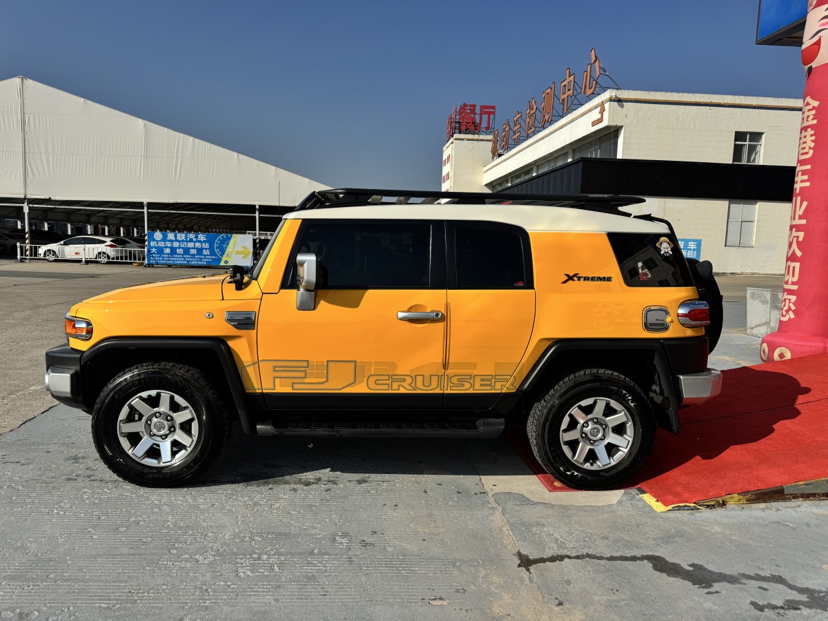 Toyota FJ Cruiser 2024 #5 Toyota FJ Cruiser 2024 car image #5