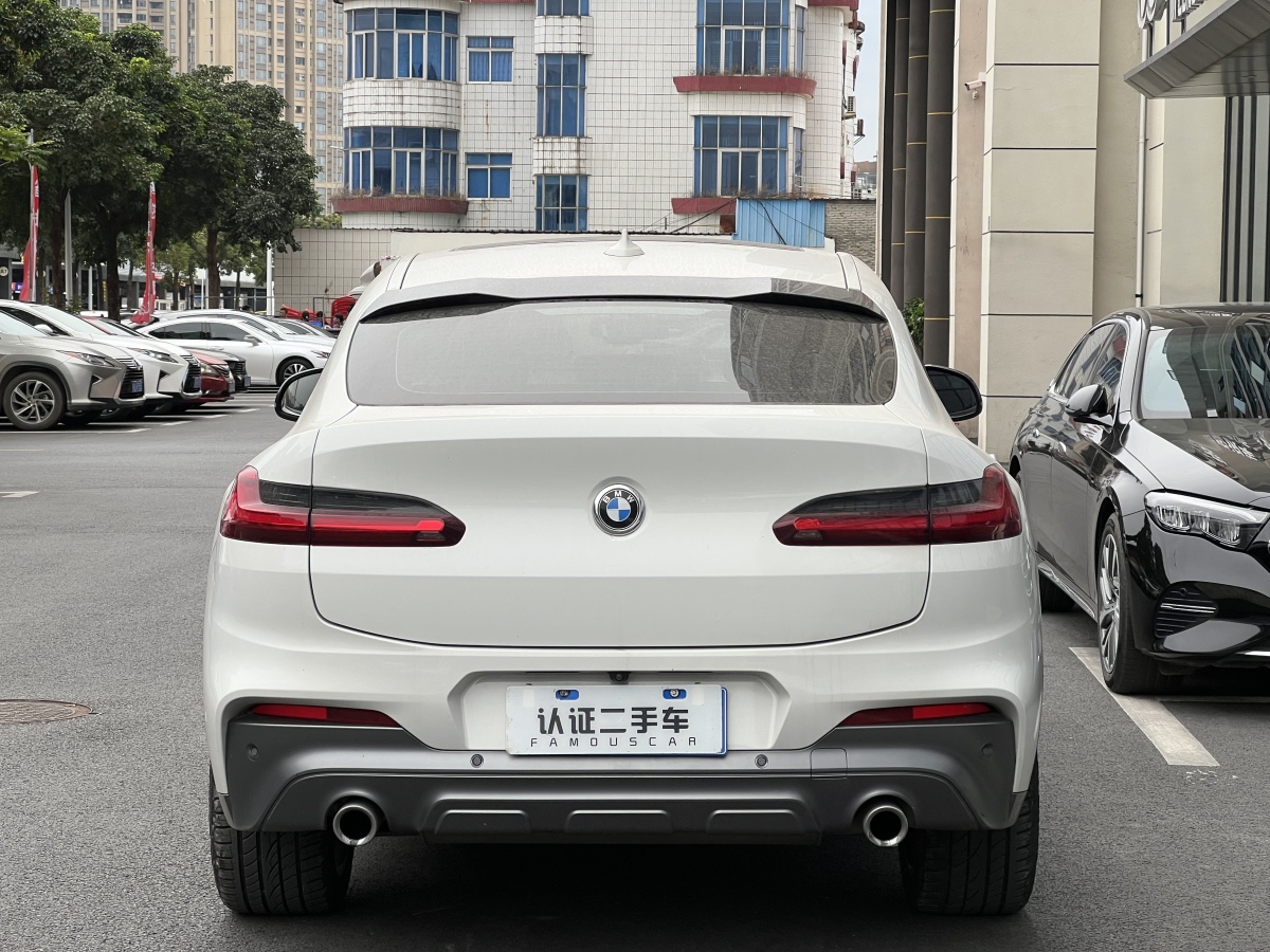 BMW X4 M 2018 car image #5