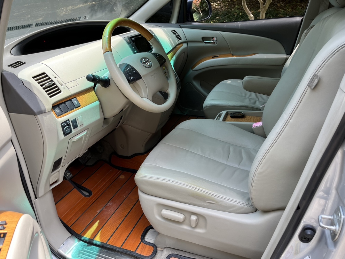 Toyota Previa 2009 #5 Toyota Previa 2009 car image #5