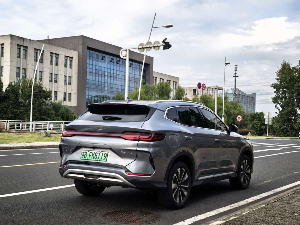 BYD Song 2025 immagine di auto #5