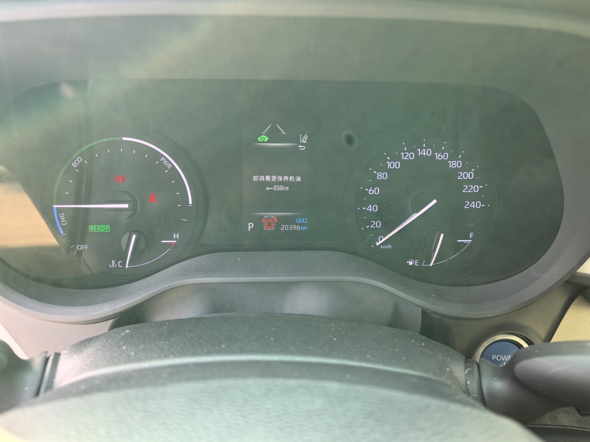 Toyota Granvia 2023 car image #5