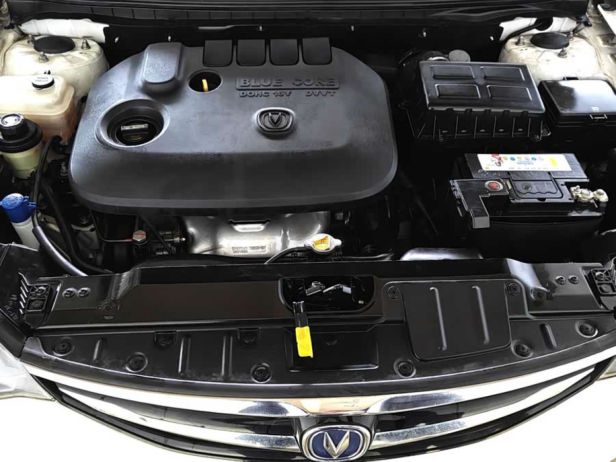 Changan Eado XT 2017 car image #5