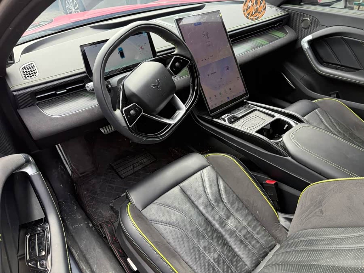 哪吒汽车 哪吒GT 2024 汽车图片 #5