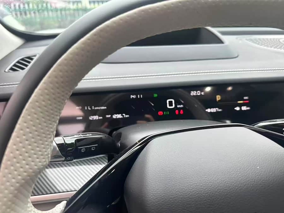 哪吒汽车 哪吒S 2025 汽车图片 #5