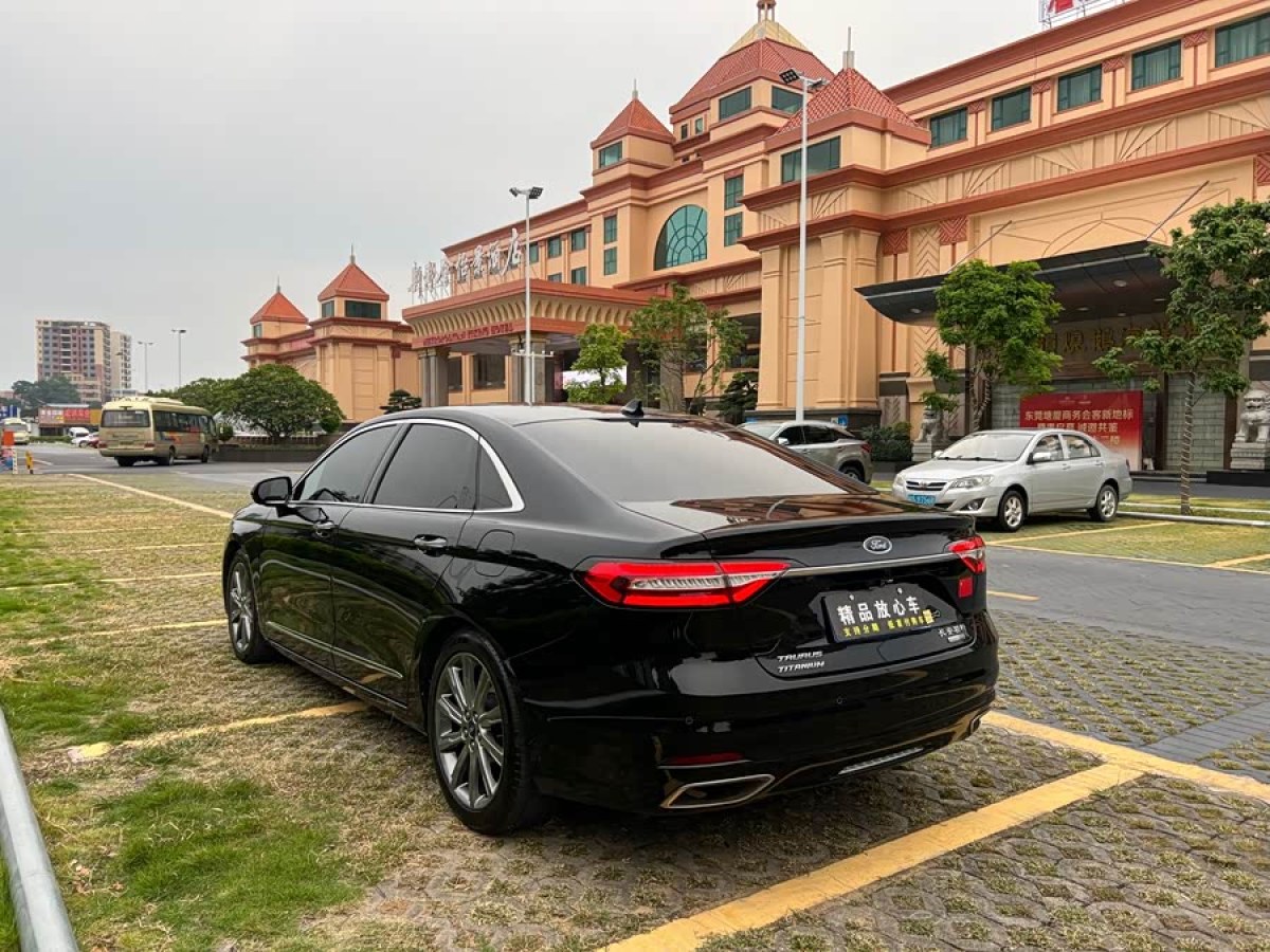 Ford Taurus 2021 car image #5