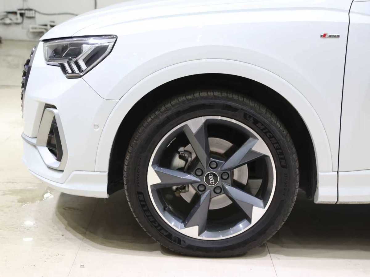 Audi Q3 (Imported) 2022 صورة سيارة #5