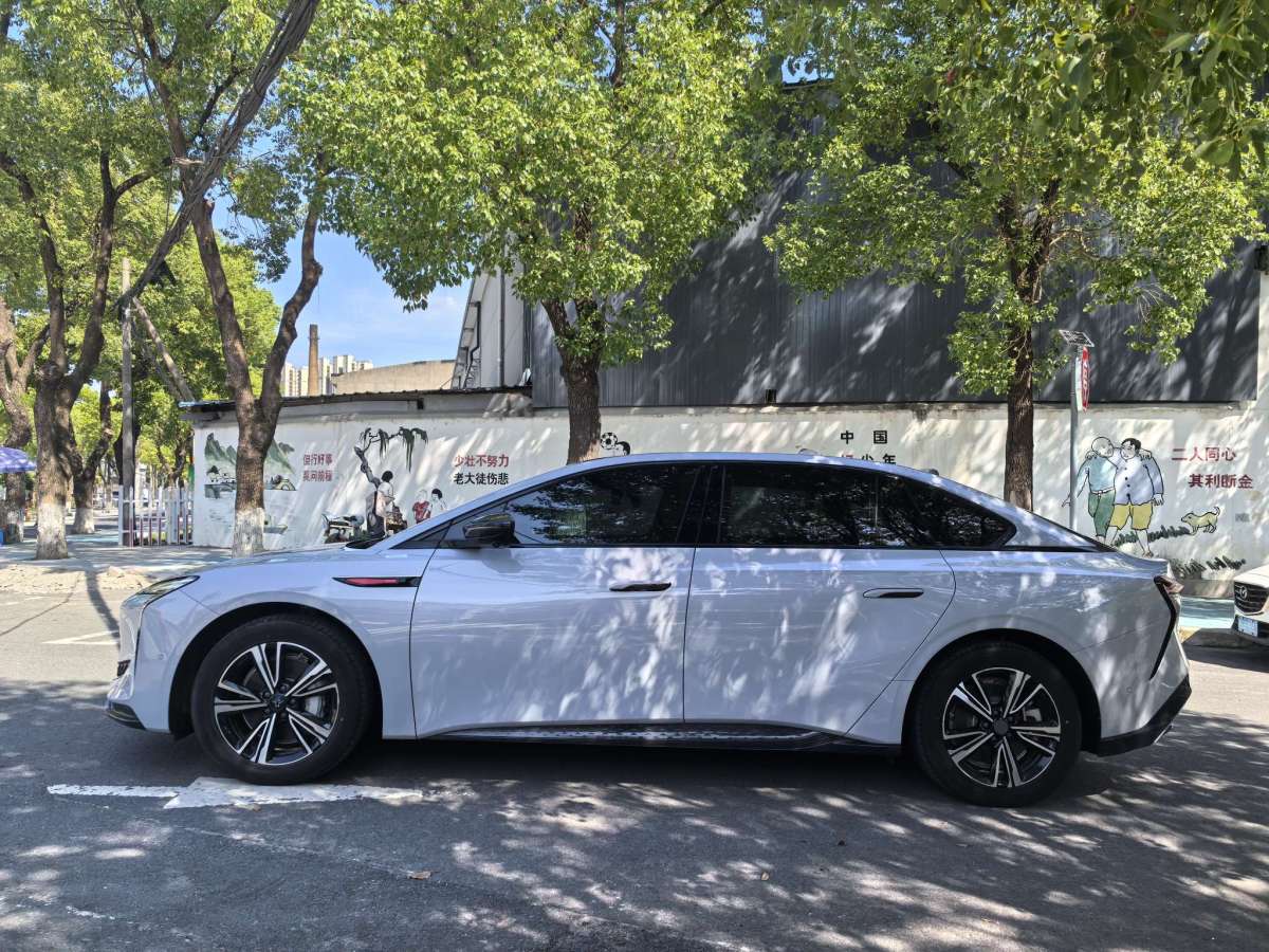 HongQi EH7 2024 immagine di auto #5