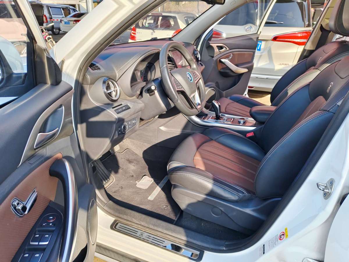 BYD Song 2017 car image #5