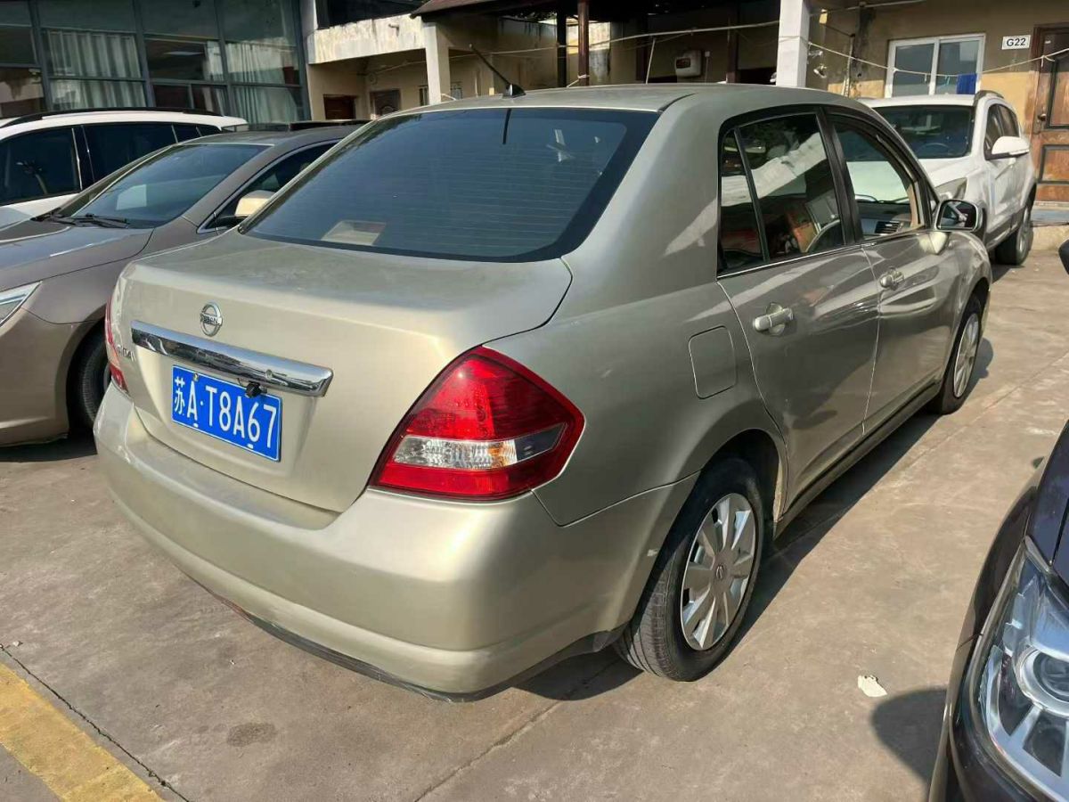 日产 颐达 2004 汽车图片 #5