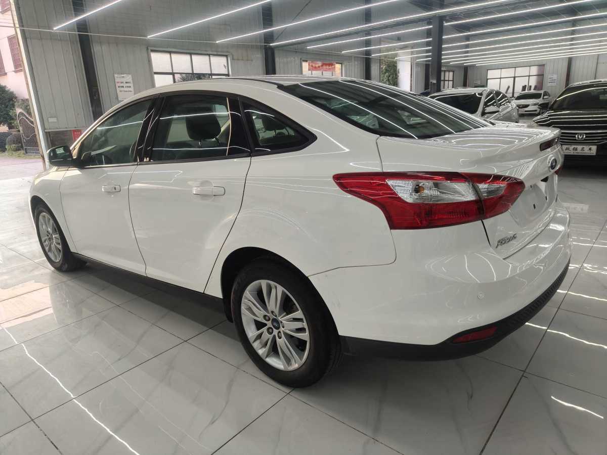 Ford Focus (Imported) 2013 car image #5