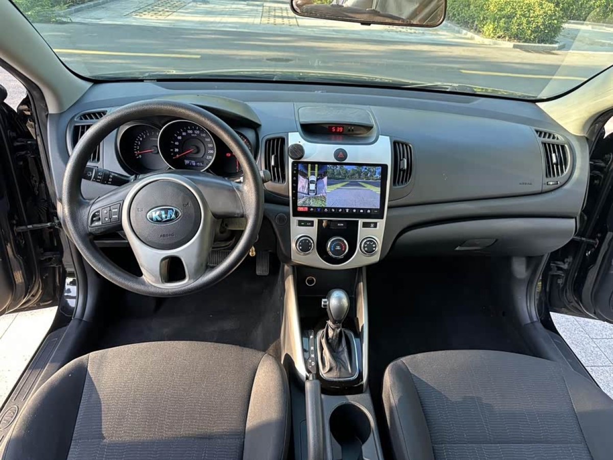 Kia Forte 2014 car image #5