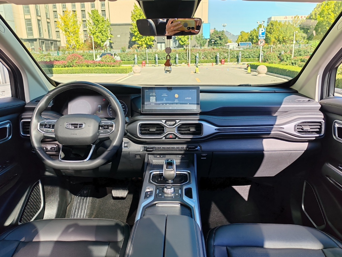 GEELY Okavango 2021 car image #5