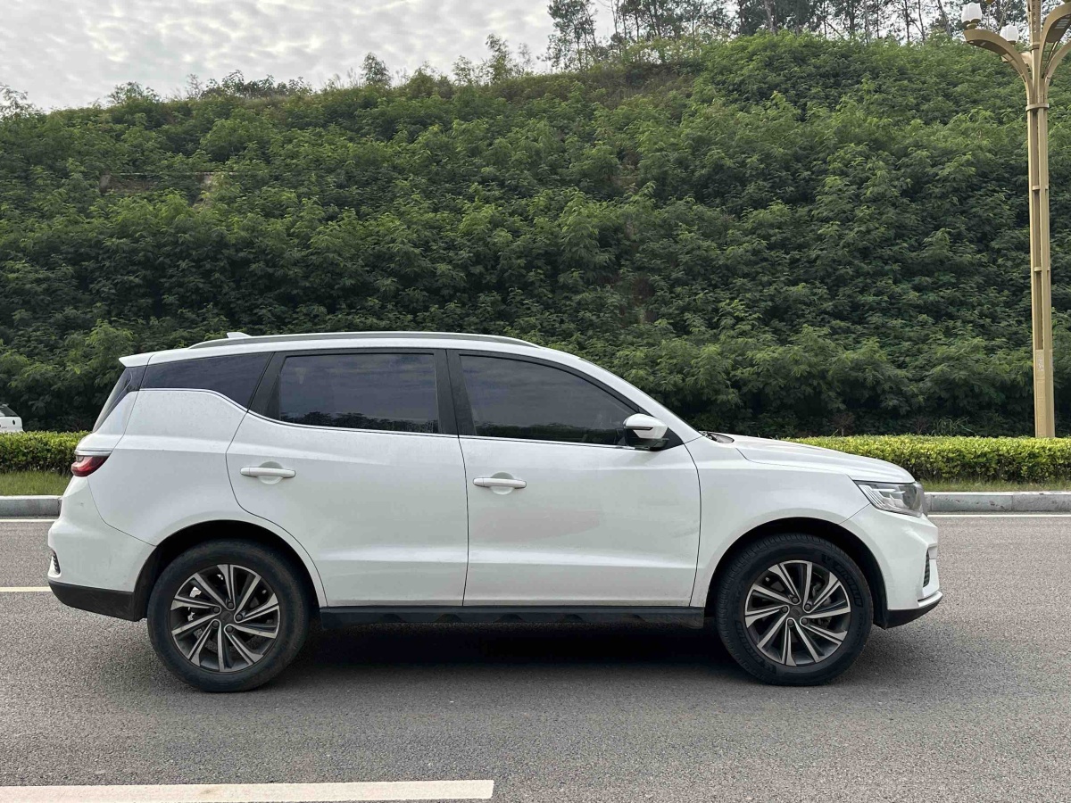 GEELY Vision 2019 #5 GEELY Vision 2019 car image #5