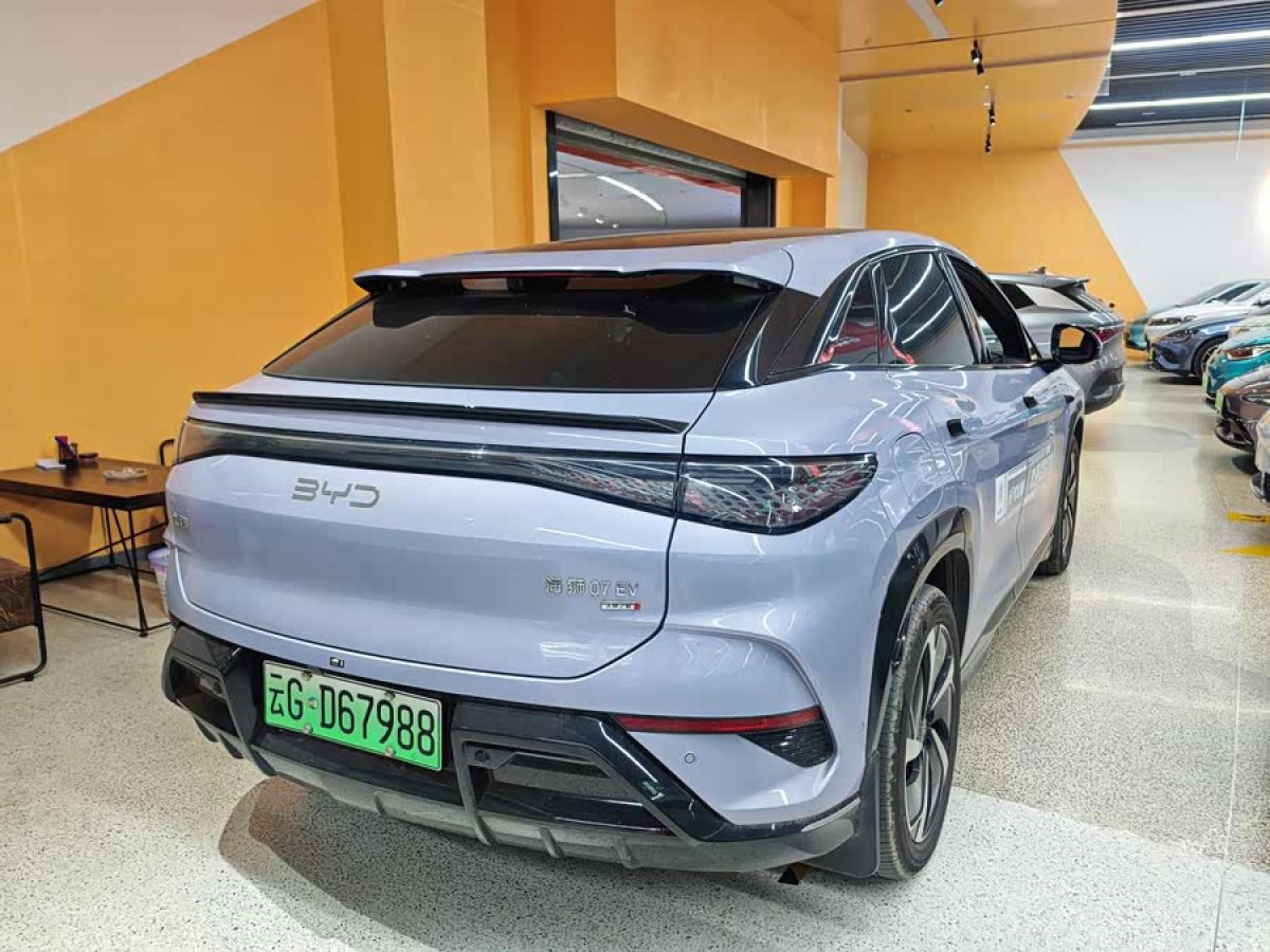 BYD Sea Lion 07 EV 2025 #5 BYD Sea Lion 07 EV 2025 car image #5