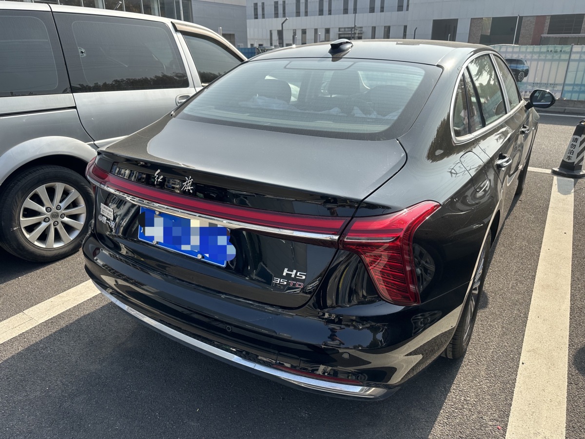 HongQi H5 2024 #5 HongQi H5 2024 car image #5