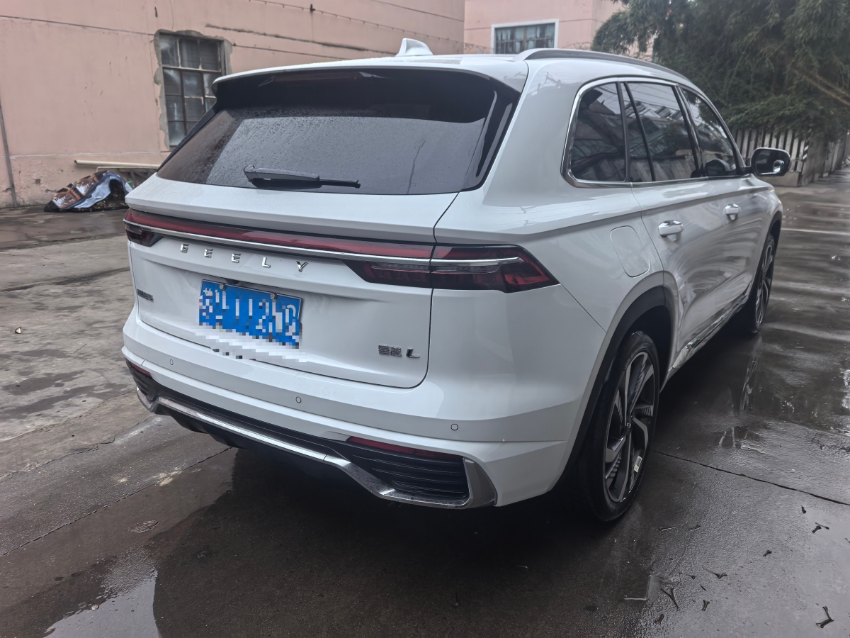 GEELY Tugella 2025 car image #5