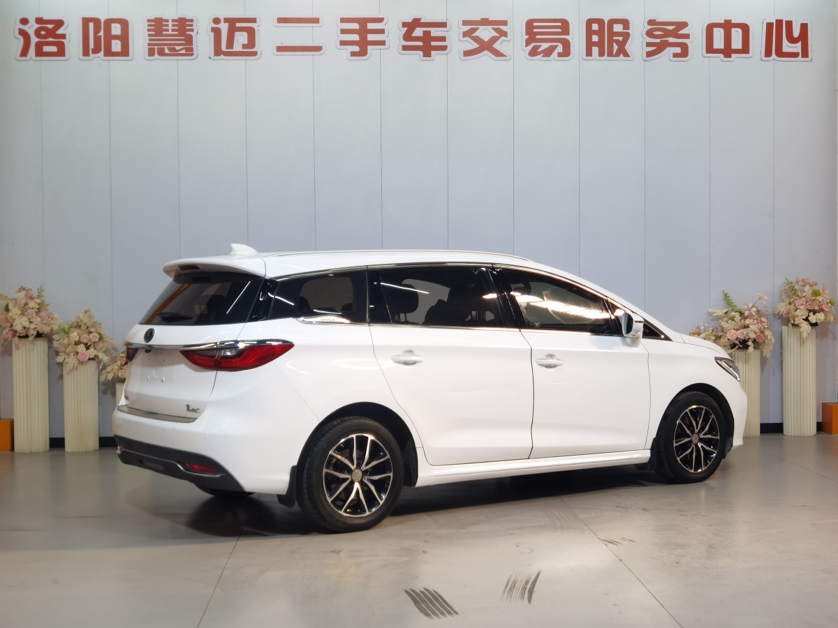 BYD Song MAX 2018 #5 BYD Song MAX 2018 car image #5