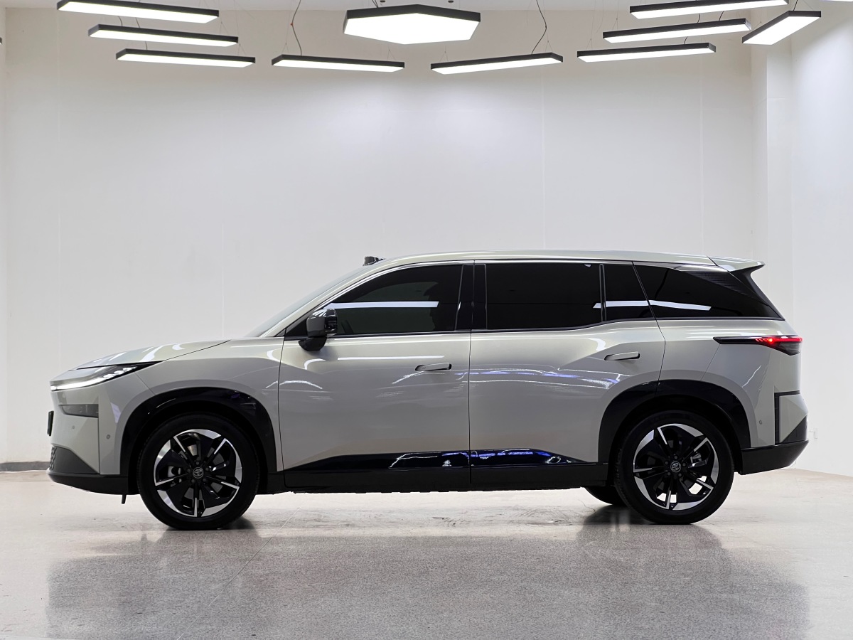 Toyota Bozhi 3X 2025 immagine di auto #5