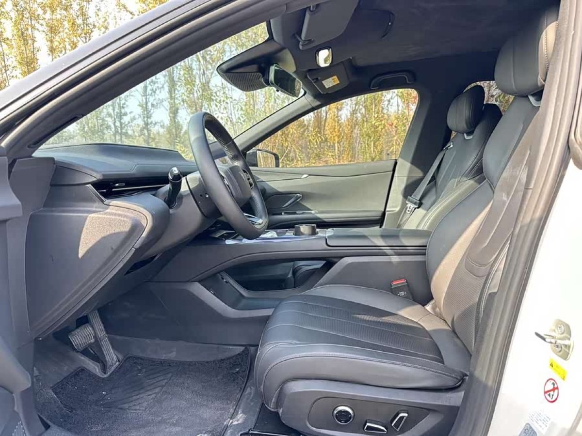 Deepal L07 2025 car image #5