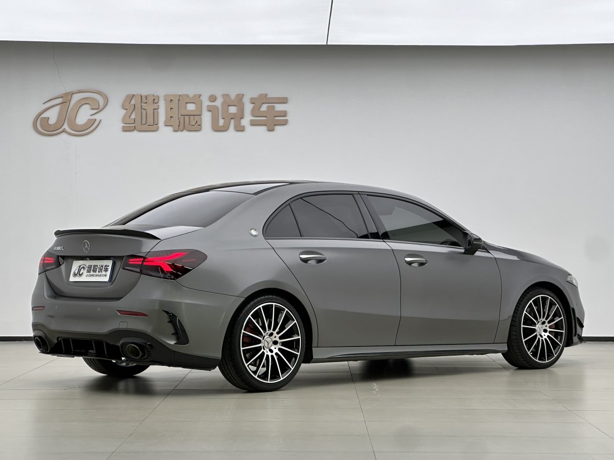 Mercedes-Benz A AMG 2021 image de voiture #5