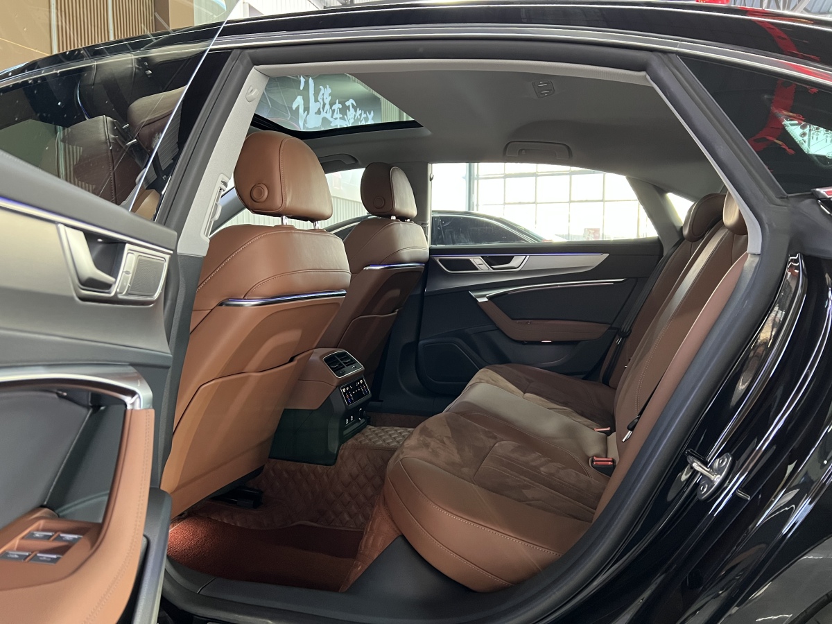 Audi A7L 2025 #5 Audi A7L 2025 car image #5