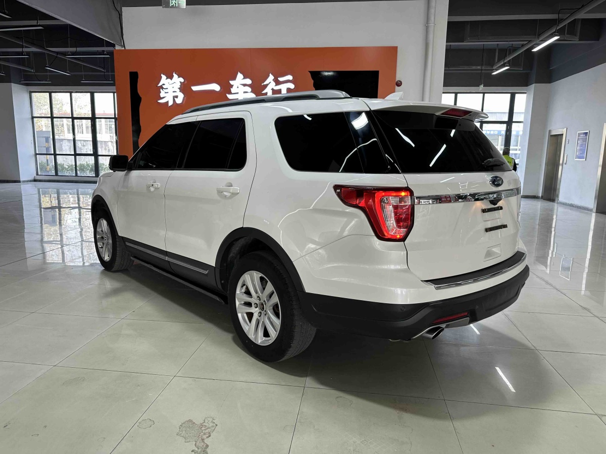 Ford Explorer 2018 #5 Ford Explorer 2018 car image #5