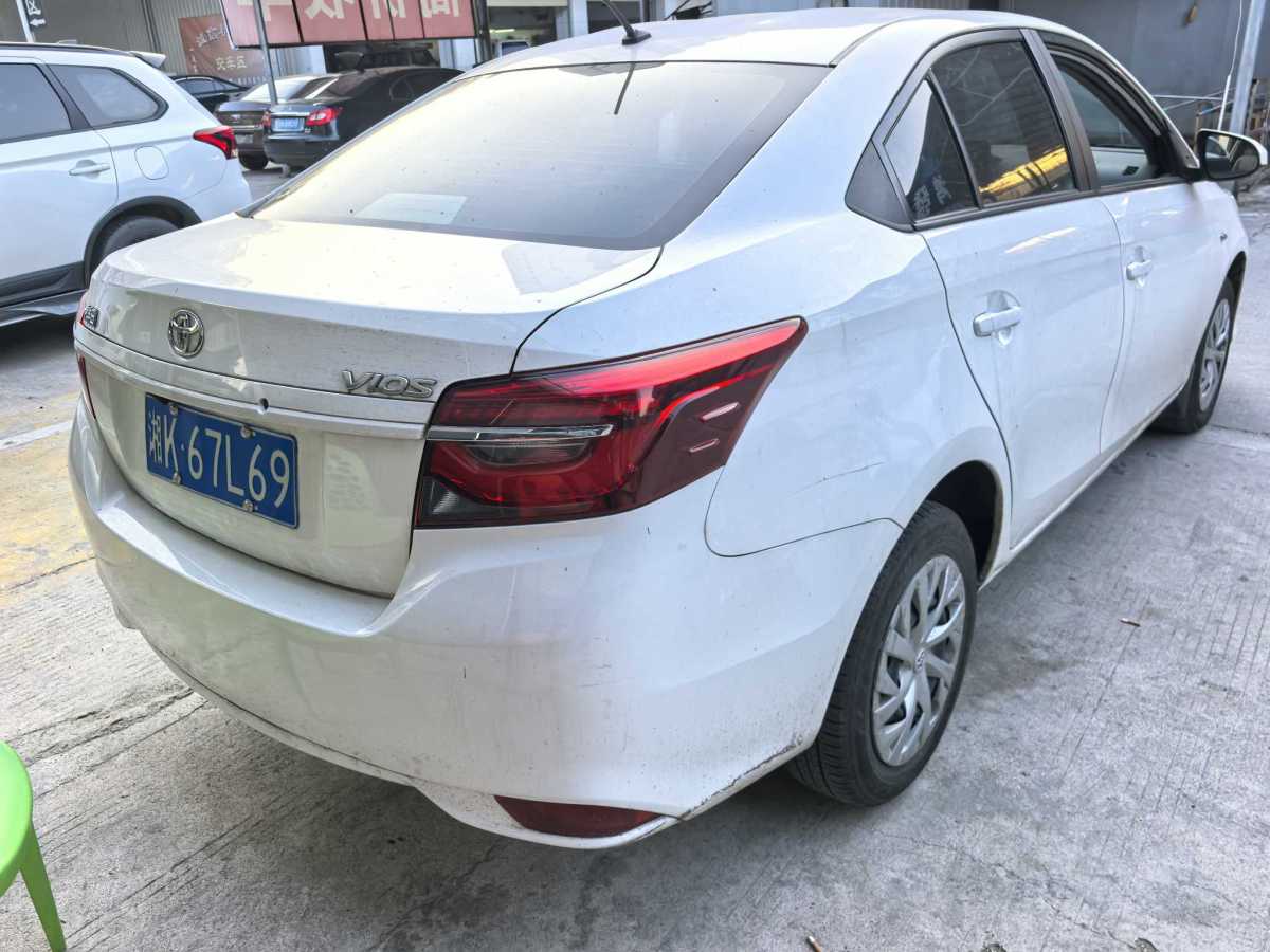 Toyota Vios 2021 изображение автомобиля #5