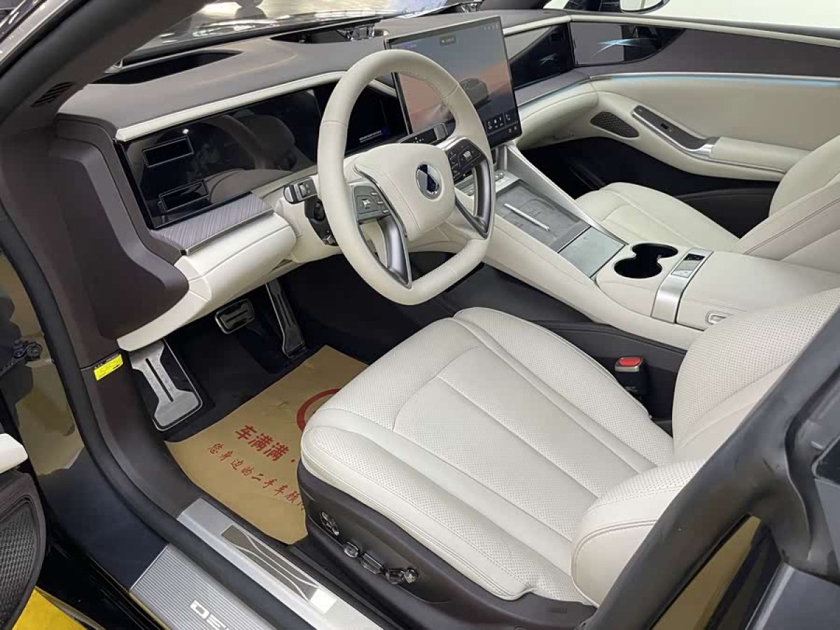 Denza Z9 2024 car image #5