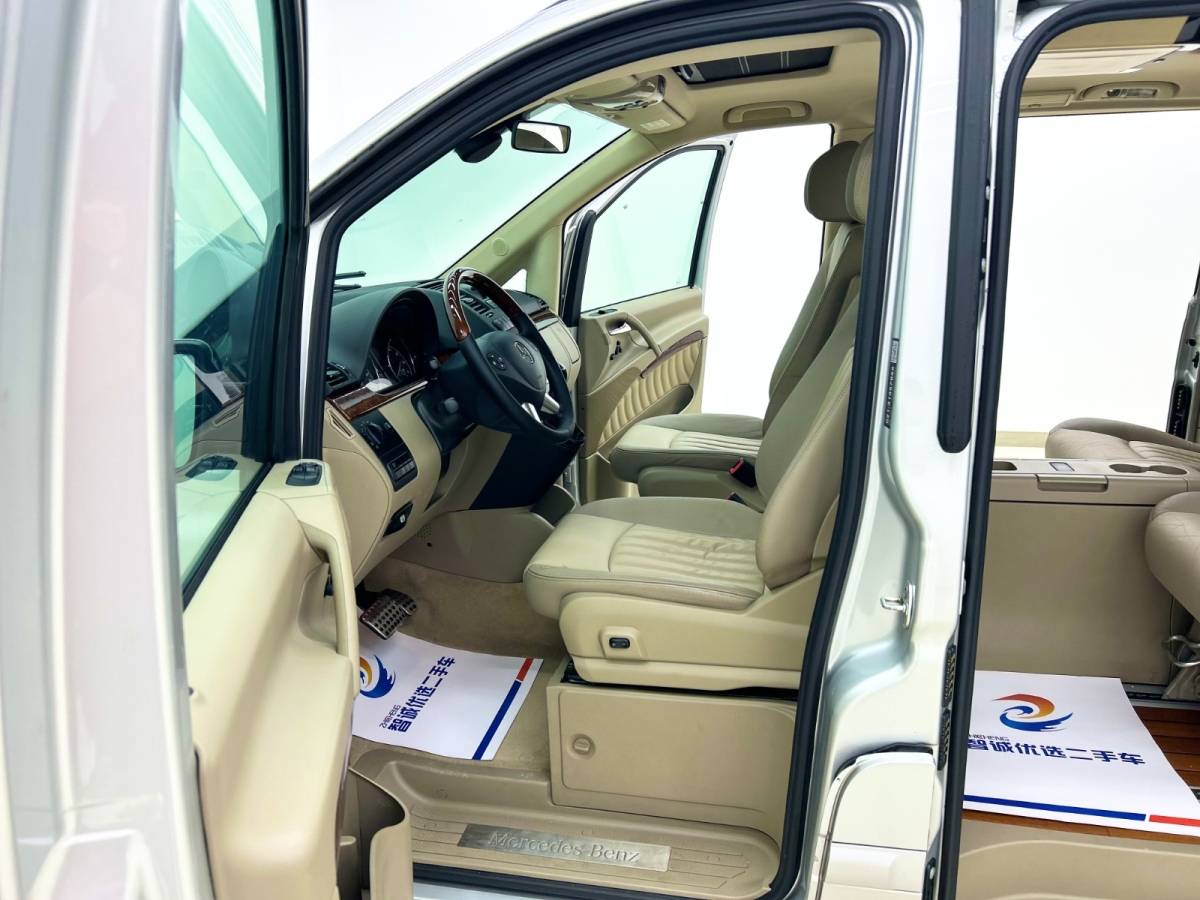 Mercedes-Benz Viano (Imported) 2014 car image #5