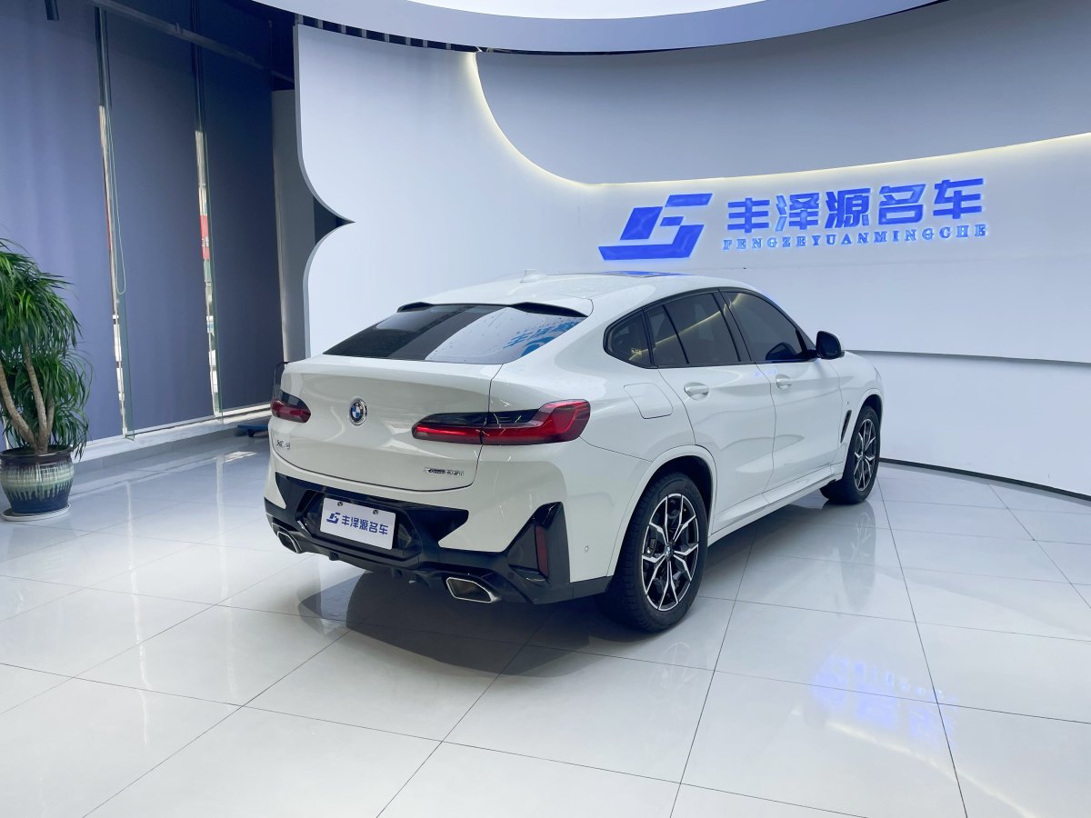 BMW X4 M 2022 car image #5