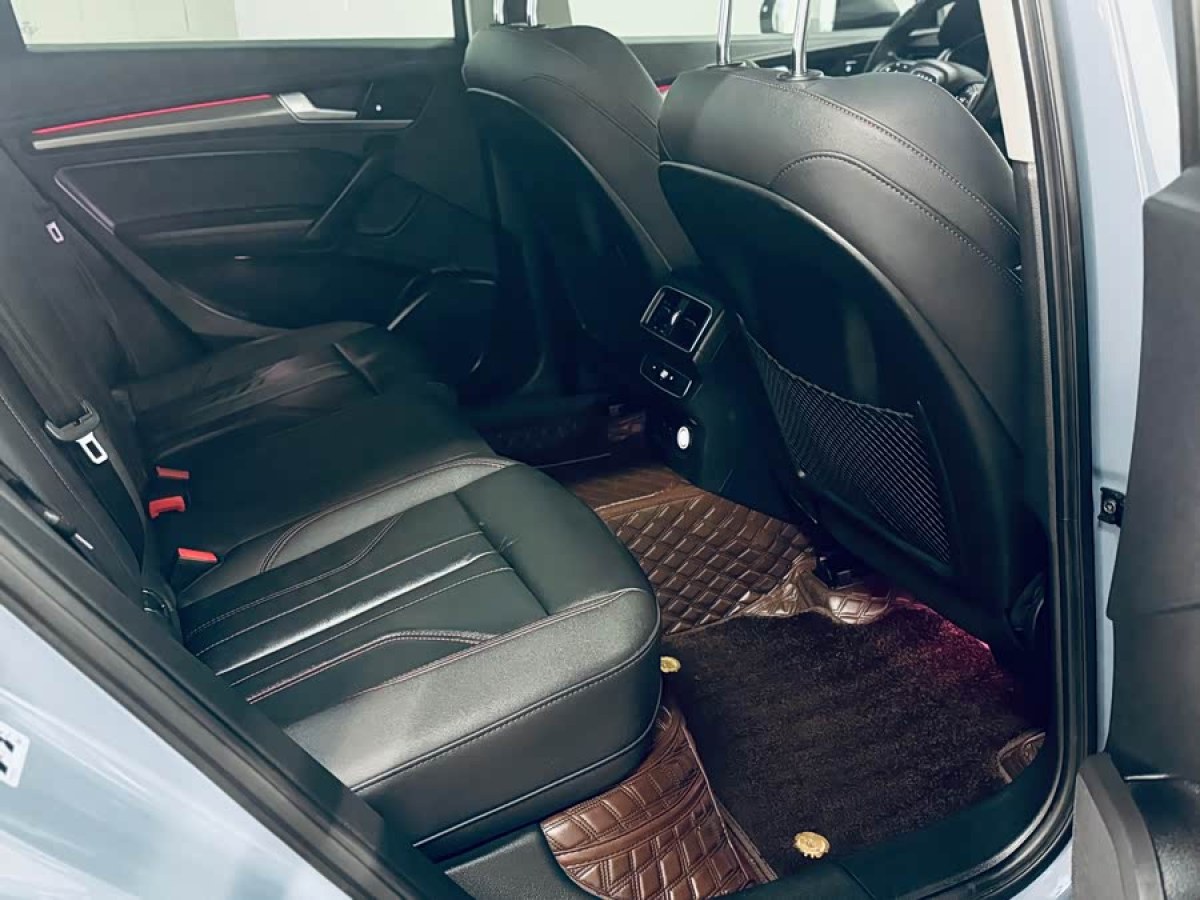 Audi RS 5 2023 car image #5