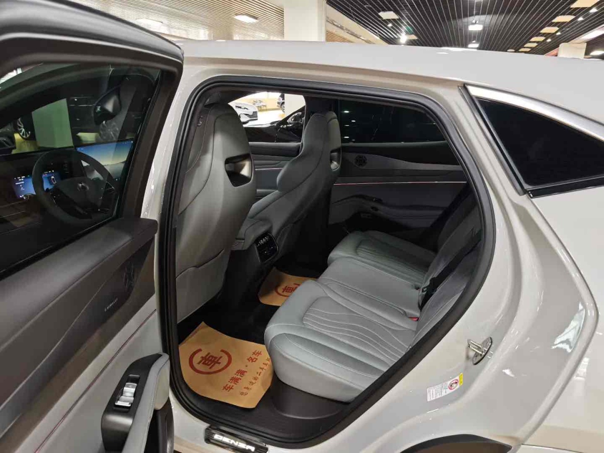 Denza N8L 2024 #5 Denza N8L 2024 immagine di auto #5