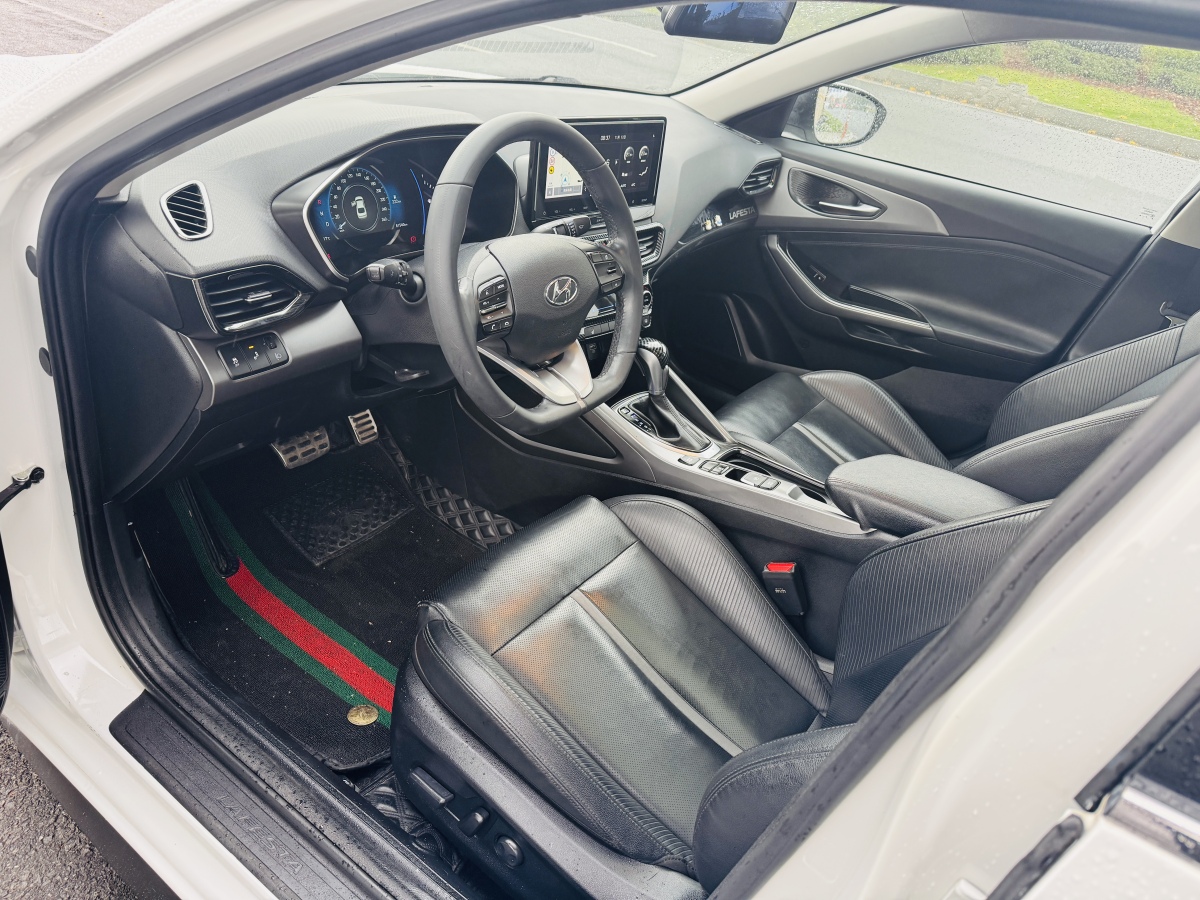 Hyundai Lafesta 2018 car image #5