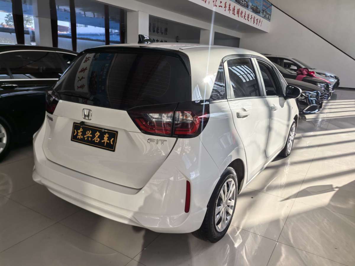 Honda Fit (Imported) 2021 #5 Honda Fit (Imported) 2021 صورة سيارة #5