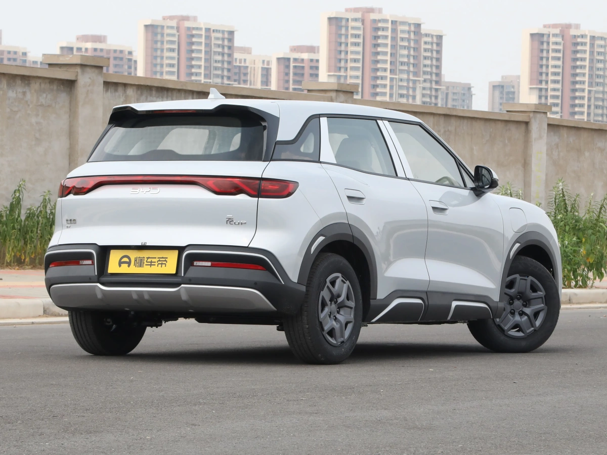 BYD Yuan 2025 car image #5