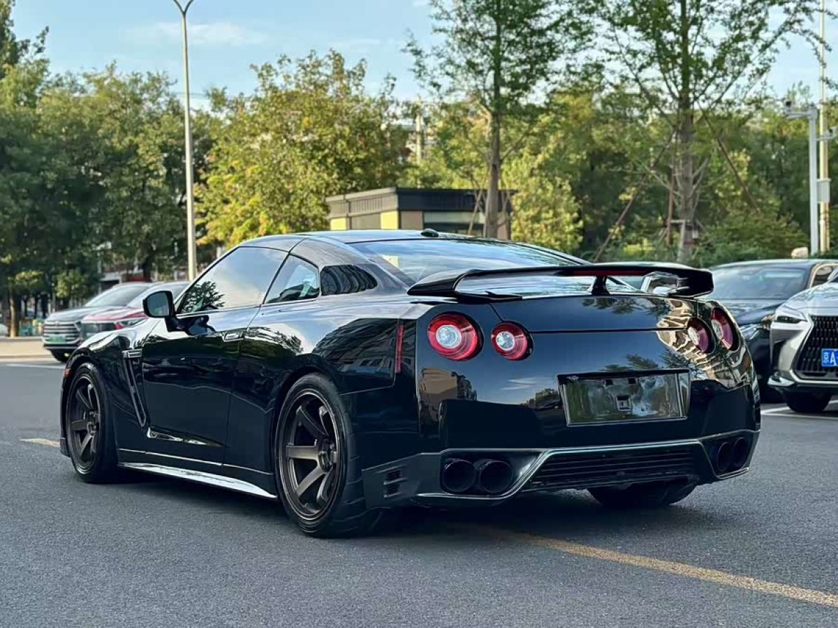 日产 日产GT-R 2009 汽车图片 #5