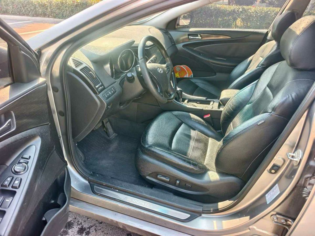 Hyundai Sonata 2011 صورة سيارة #5