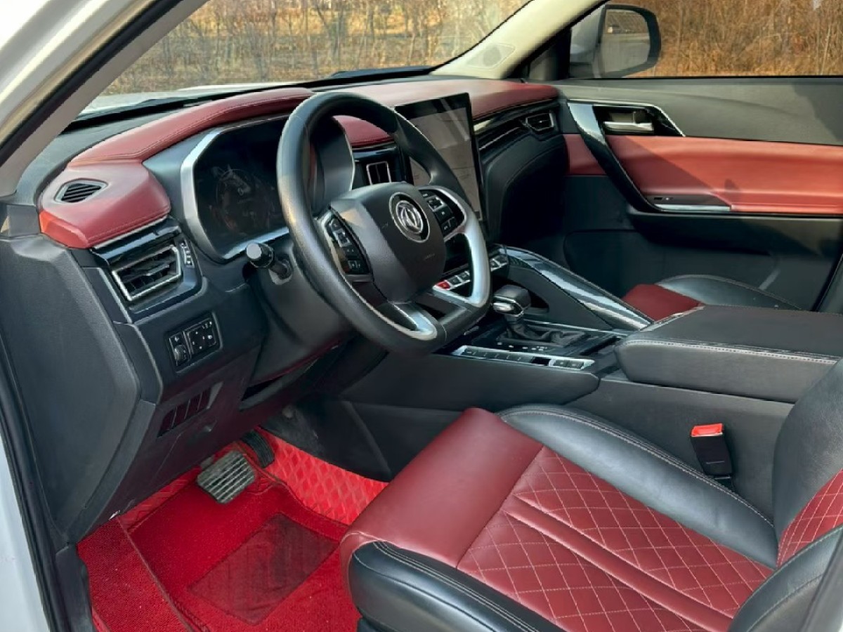 Forthing T5 L 2019 #5 Forthing T5 L 2019 car image #5