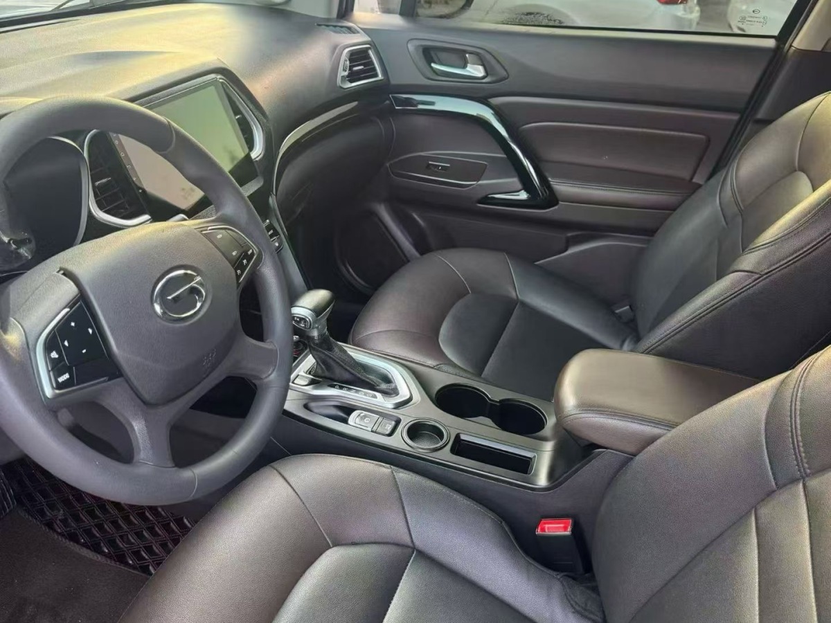 GAC Trumpchi GS4 2017 car image #5