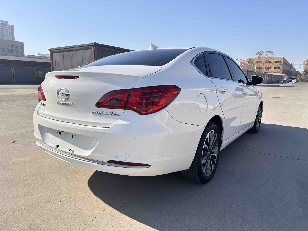 GAC Trumpchi GA6 2015 #5 GAC Trumpchi GA6 2015 car image #5