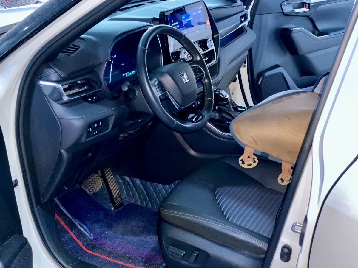 Toyota Crown Kluger 2023 car image #5