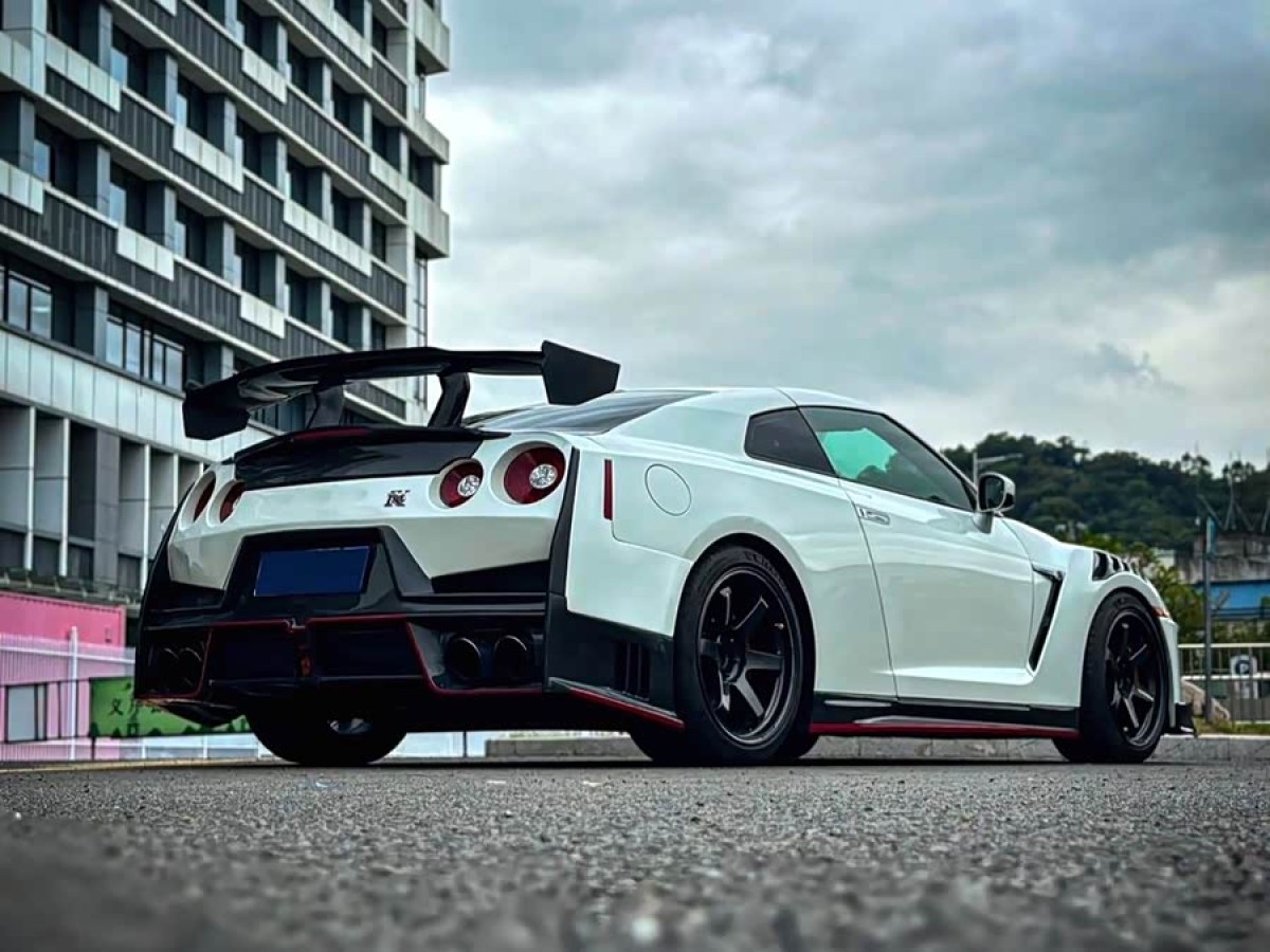 日产 日产GT-R 2011 汽车图片 #5