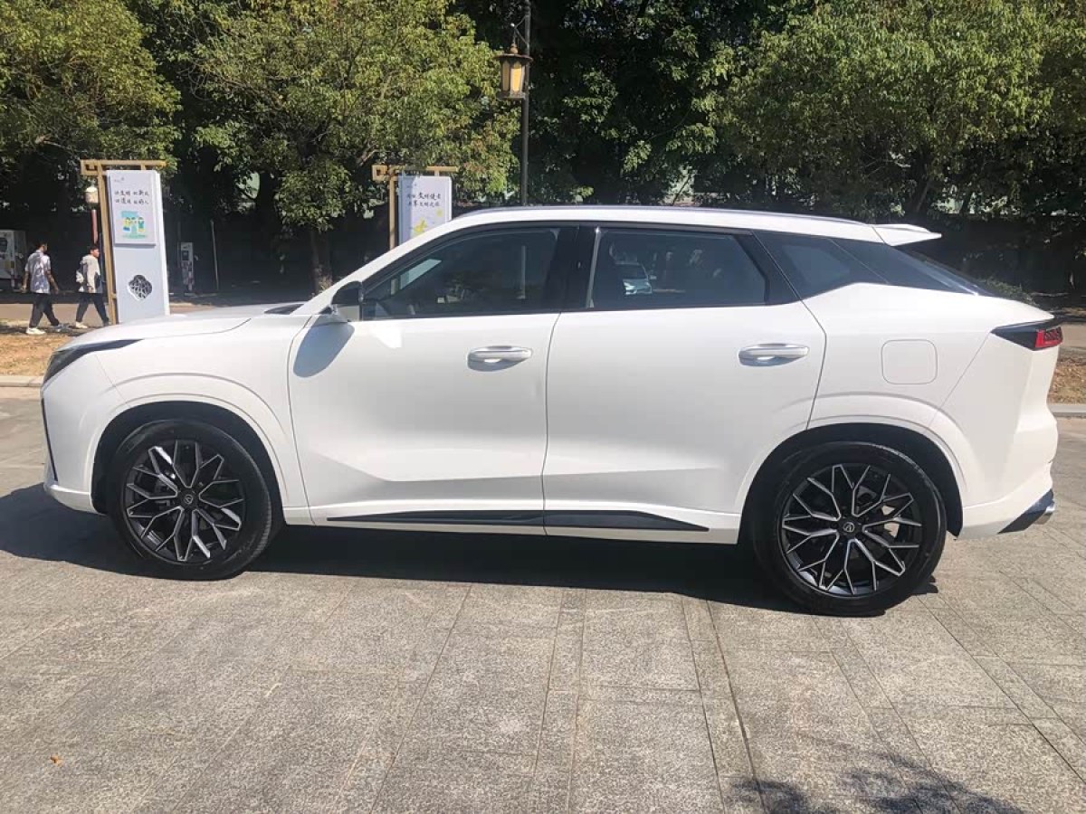 Changan UNI-Z 2024 #5 Changan UNI-Z 2024 car image #5