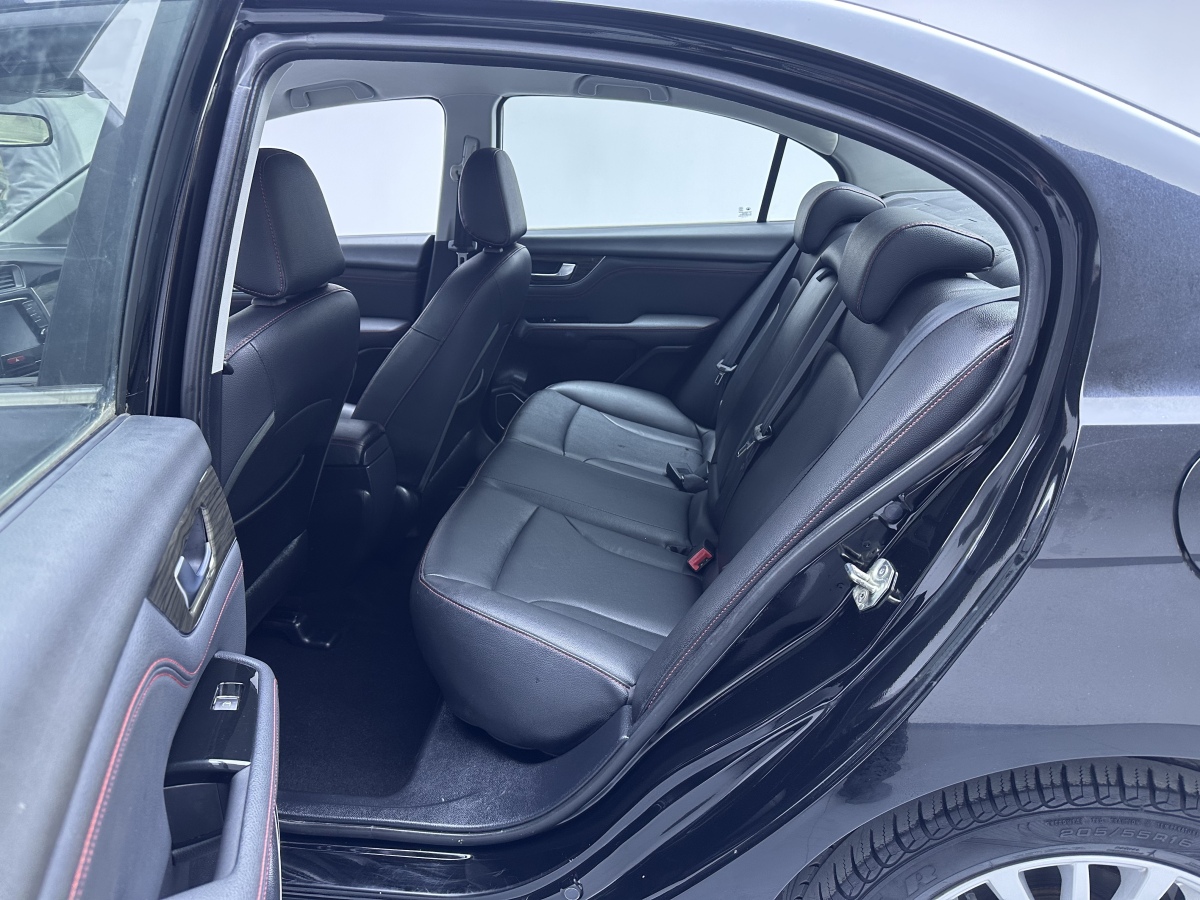 Great Wall C50 2015 car image #5