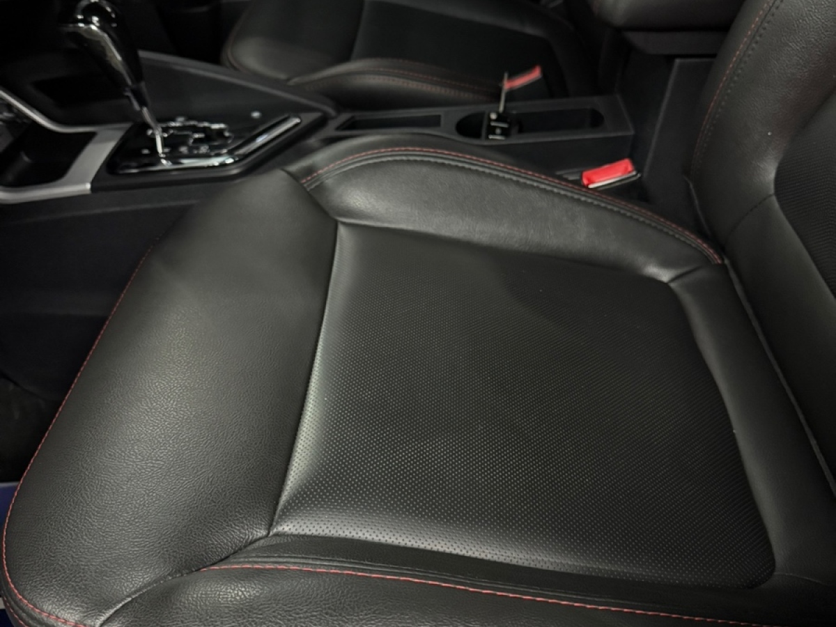 JAC 2015 #5 JAC 2015 car image #5