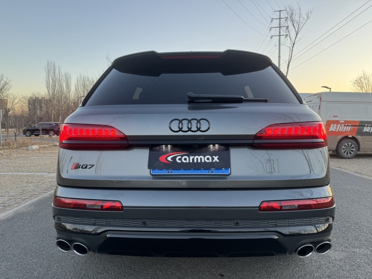 Audi SQ7 2024 #5 Audi SQ7 2024 изображение автомобиля #5