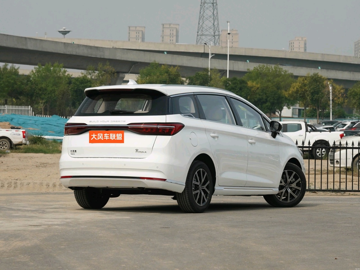 BYD Song MAX New Energy 2023 car image #5