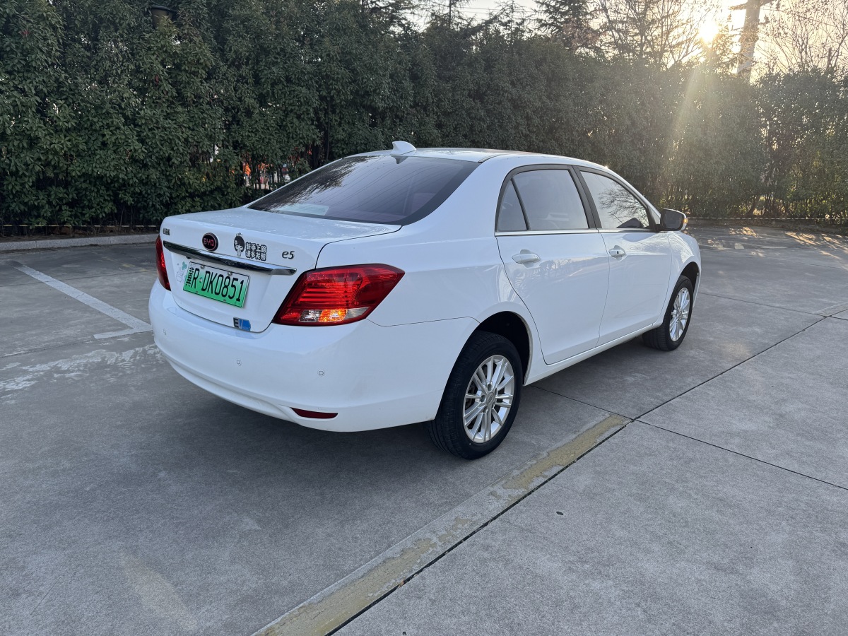 BYD e5 2018 #5 BYD e5 2018 car image #5